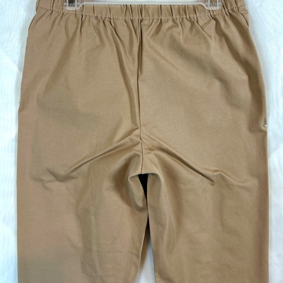 NWT Isaac Mizrahi Beige Crop Pants with Pockets / Size 10 - Picture 9 of 9